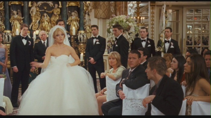 Wedding dress in bride wars